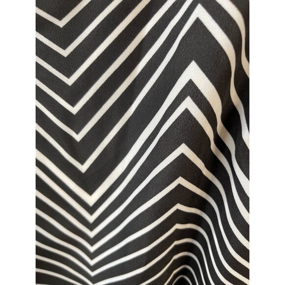 Sequin Hearts Skater Sleeveless Dress Junior Small Keyhole Back Black White - Picture 4 of 7